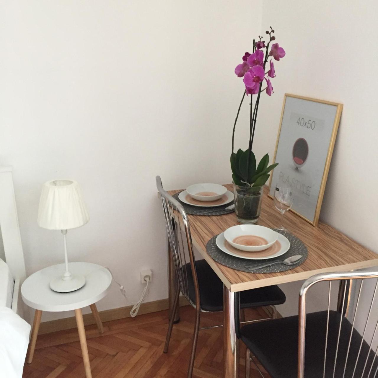 Marcy Studio Apartment Bucharest Exterior photo